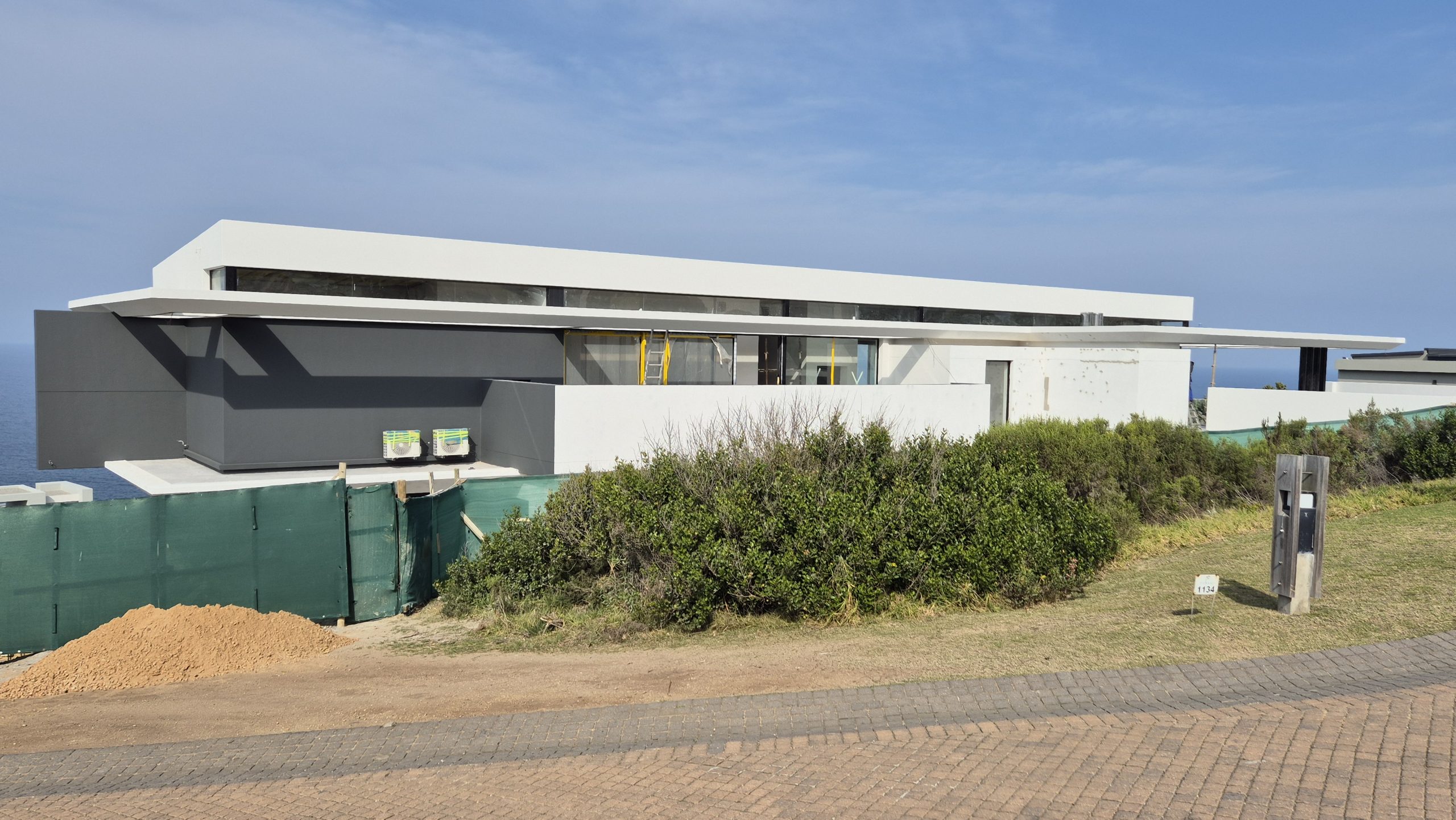 Freshly painted coastal home in Western Cape protected with waterproof paint.